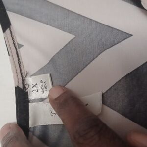 Womens Tacera geometric shapes keyhole dress 2x